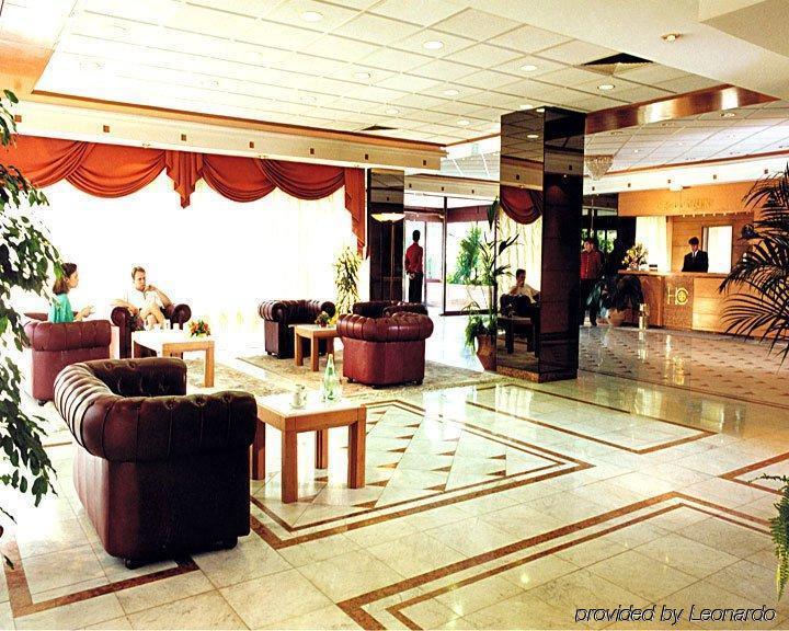 سكوبجي Hotel Continental المظهر الداخلي الصورة